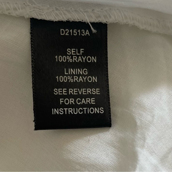 Aakaa Floral Print Dress - Picture 10 of 10